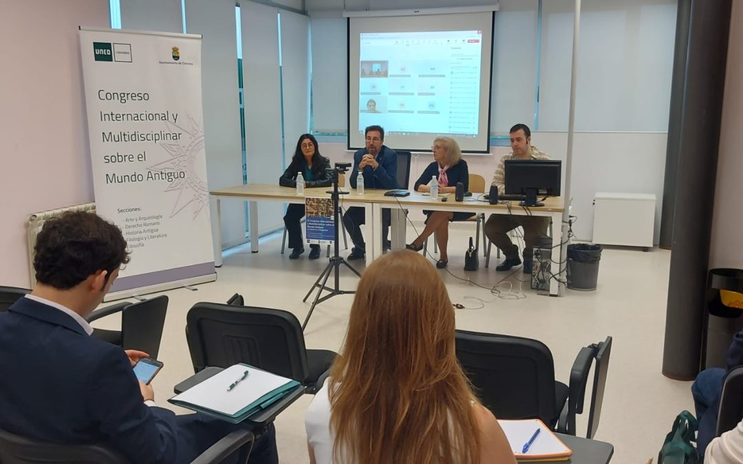 COLINDRES ACOGIÓ EL III CONGRESO DE UNED SOBRE EL MUNDO ANTIGUO